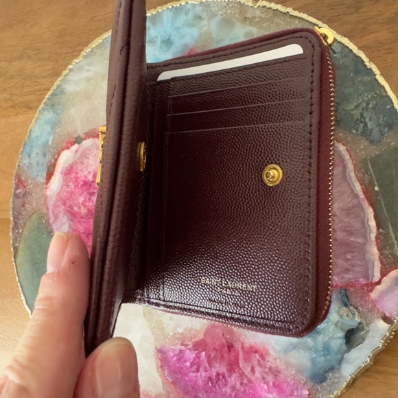 Like New Authentic Saint Laurent Cassandre Matelassé Burgundy Compact Zip Wallet - Picture 11 of 15